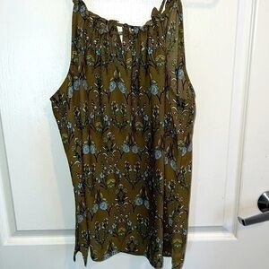NY&co adjustable olive green halter top - size medium